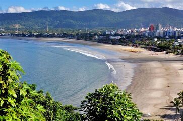 Corpo foi encontrado na praia da Enseada, no Guarujá 