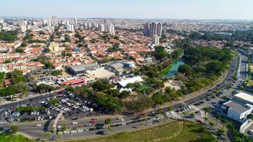 Só a pista para bikes e caminhadas tem 15 quilômetros de extensão