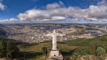 A cidade de Poços de Caldas, em Minas Gerais, é uma opção encantadora para se conhecer