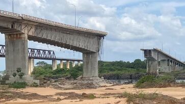 Ponte de Estreito, que liga o Tocantins ao Maranhão, caiu neste domingo (22/12)