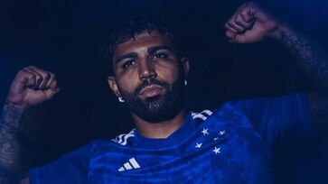 Gabigol publicou foto usando a camisa do novo clube