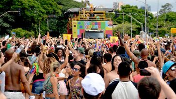 Devido ao feriado religioso, determinação é que Carnaval ocorra 40 dias antes da Páscoa