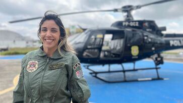 Delegada é a primeira mulher a pilotar o helicóptero da Polícia Civil de São Paulo