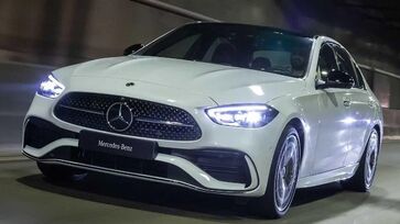 Mercedes-Benz oferece os modelos da Classe C na linha 2025