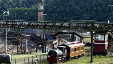 A experiência do Expresso Turístico sai da Estação Luz e vai para Paranapiacaba em um trajeto de 48 quilômetros