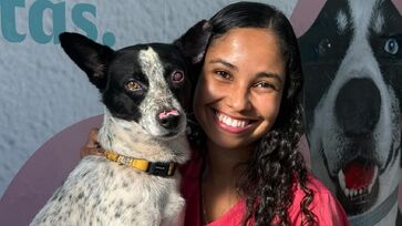 A veterinária Alice Soares cuidou voluntariamente de Branquelo