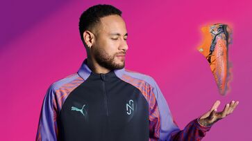 Puma lança nova versão da chuteira usada no primeiro gol de Neymar em seu retorno ao Santos