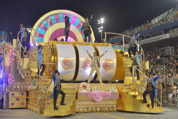 Neste ano, a Rosas de Ouro foi a grande campeã do Carnaval de São Paulo