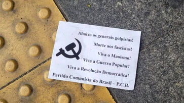 Panfletos espalhados são assinados por 'Partido Comunista do Brasil - PCB'