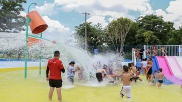 Conheça um parque aquático gratuito em SP