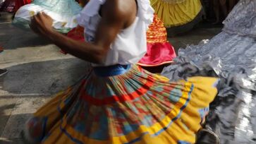 Maracatu é uma importante tradição afro-brasileira