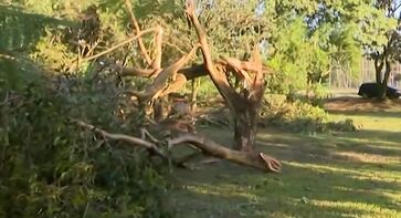 Praça destruída pelas chuvas em Taciba, no interior de São Paulo