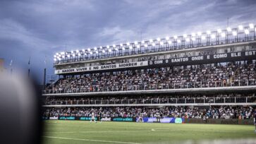 Torcedores do Santos podem jogar ao lado de seus ídolos na Vila Belmiro