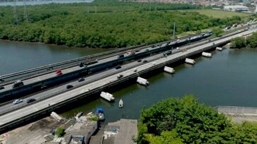 Ponte está interditadadepois que foi identificado um risco estrutural