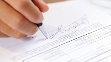 Assinar com o nome sublinhado tem significado mais profundos do que você pensa