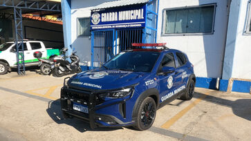 Guarda Civil Municipal foi acionada e encontrou o corpo caído na calçada, ao lado de um rolo de pintura
