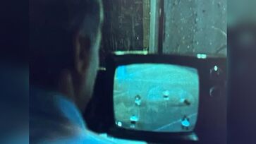 Cena de filme do Prime Video sobre o caso Richthofen mostra jogo entre Flamengo e Corinthians