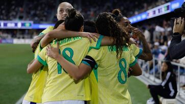 Embora não tenha a estrelinha de campeão bordada na camisa, o Brasil detém recordes importantes na Copa