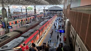 Metrô de São Paulo e a CPTM funcionarão de madrugada para o evento