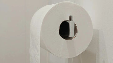 O uso do rolo de papel higiênico é constante em todo o mundo