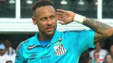 Neymar Jr. pediu perdão aos torcedores após expulsão no jogo contra o Botafogo, na Vila Belmiro, pelo Campeonato Brasileiro