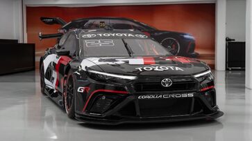 Apresentando um salto em engenharia e design no cenário do automobilismo, o Toyota Corolla Cross Stock Car chega para redefinir o que se espera de um carro de corrida.