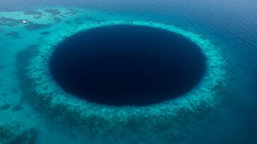 Cientistas esperam encontrar formas de vida única no buraco