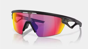 Empresa já iniciou o lançamento baseados no design HSTN da Oakley