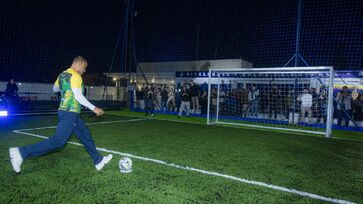 Cafu deu o pontapé inicial no projeto na noite desta quarta