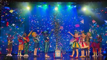 Apresentação combina teatro, música e dança para relembrar momentos marcantes da história do parque
