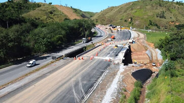 Primeiro viaduto da nova Serra das Araras, na Via Dutra, é inaugurado