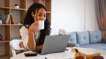 Segundo estudos, trabalhar de casa traz benefícios para seus funcionários