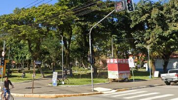Praça 13 de Maio, na região central de Ubatuba