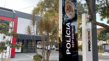 Segundo a SSP-SP, os criminosos atiraram contra os policiais, que revidaram