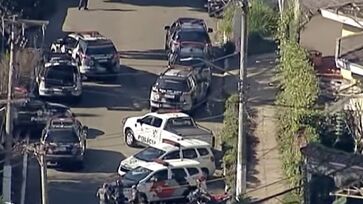 Polícia foi acionada para verificar suspeita de roubo, mas ao chegar ao local percebeu que uma família era feita refém