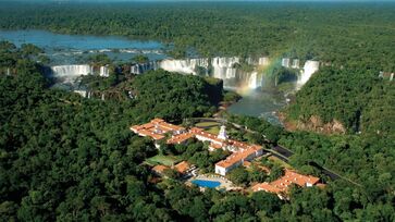 O hotel mais bonito do Brasil possui vista direta para uma das maiores riquezas naturais do país.