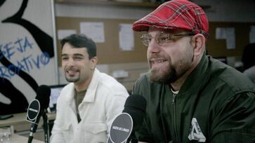 Paiva e Drum durante participação no podcast Direto da Gazeta  