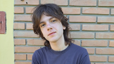 Escritor paulistano Ian Uviedo é o autor de Computer Love (Lote 42)