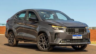 Com versões híbridas em alta, SUV da Fiat estreia nova grade, teto solar e conectividade aprimorada
