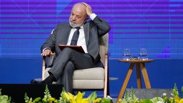 Lula empataria com Tarcísio de Freitas na margem de erro, mostra Quaest