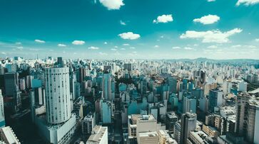 A vida em grandes cidades está diretamente ligada ao risco de transtornos mentais