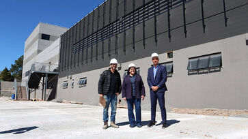 Prefeito de Taboão da Serra, na Grande São Paulo, Engenheiro Daniel (dir.), esteve em Pinhais, a cerca de 403 quilômetros, para conhecer as obras do novo Hospital e Maternidade da cidade