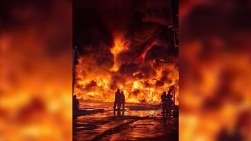 Incêndio, que dura mais de 10 horas, se espalhou e atingiu também o galpão da empresa Valflm da Amazônia