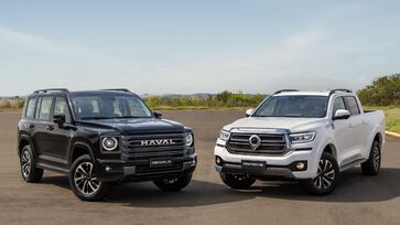 Dois modelos são equipados com motor 2.4 turbodiesel e transmissão automática de 9 marchas