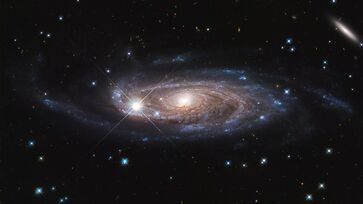 Telescópio espacial capta imagem rara de planeta jovem fora do Sistema Solar