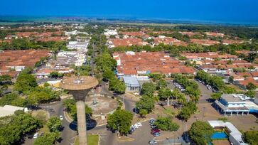 Ilha Solteira, pertencente à ensolarada Região Turística Tietê Vivo, no noroeste paulista, na fronteira com Mato Grosso do Sul