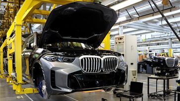 BMW destaca tecnologia de ponta, transmissão Steptronic Sport de 8 marchas e sistema elétrico que melhora desempenho esportivo