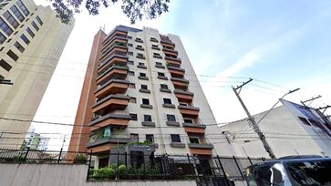 Apartamento tem duas suítes e fica no 9&ordm; andar, incluindo a cobertura