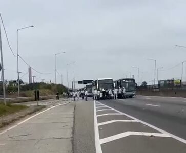 Torcedores do Palmeiras foram alvo de uma tentativa de emboscada neste domingo em Guarulhos, na Grande São Paulo