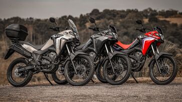 Nova XRE 300 Sahara Adventure tem preço de R$ 32.108 na cor bege fosco